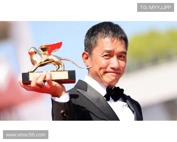 李安：从东方影坛走向全球的华语电影巨匠与文化桥梁