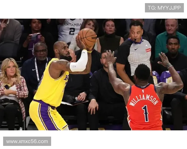 湖人对决火箭九点开战球迷期待精彩对抗与激情时刻