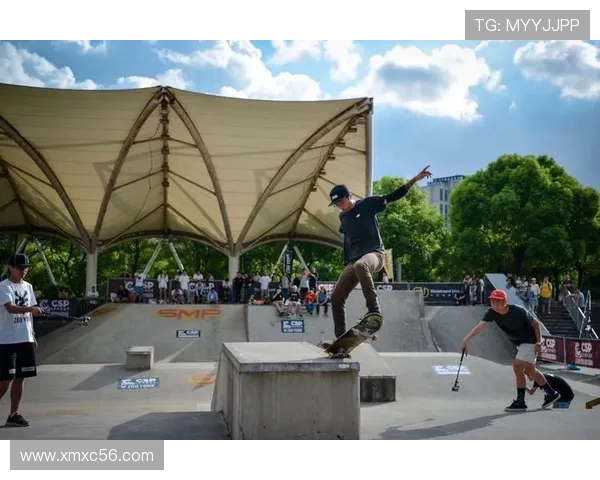 广州滑板队在攀岩联赛中的比赛经验与表现分析